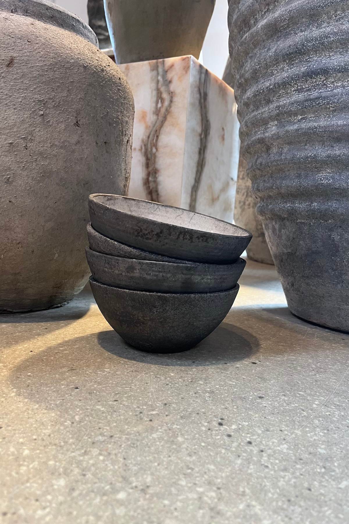 Handmade Ceramic Bowl - Visby Ceramics I Dark Grey 2 - Rabens Saloner