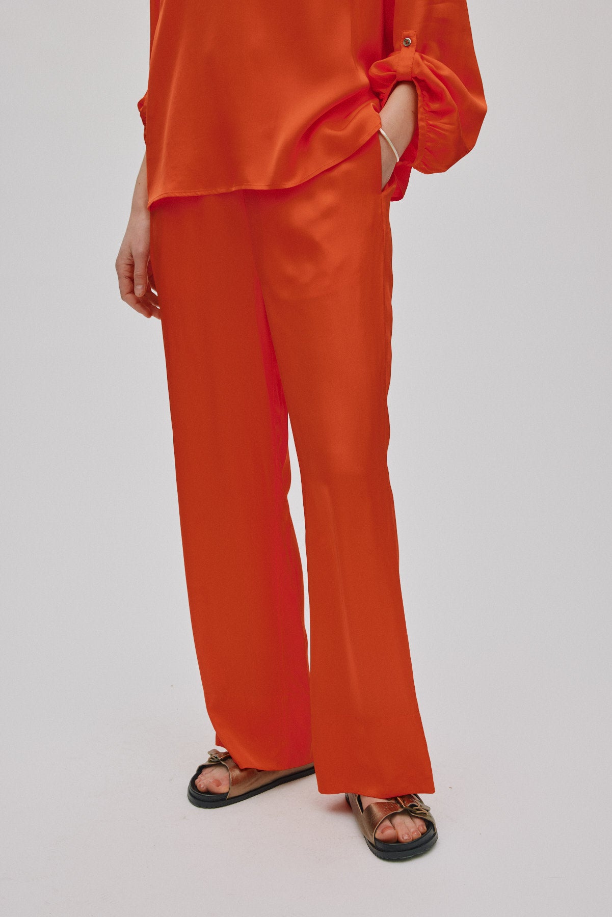 Alisa - Contrast lace wide leg pants I Deep mandarin 2 - Rabens Saloner